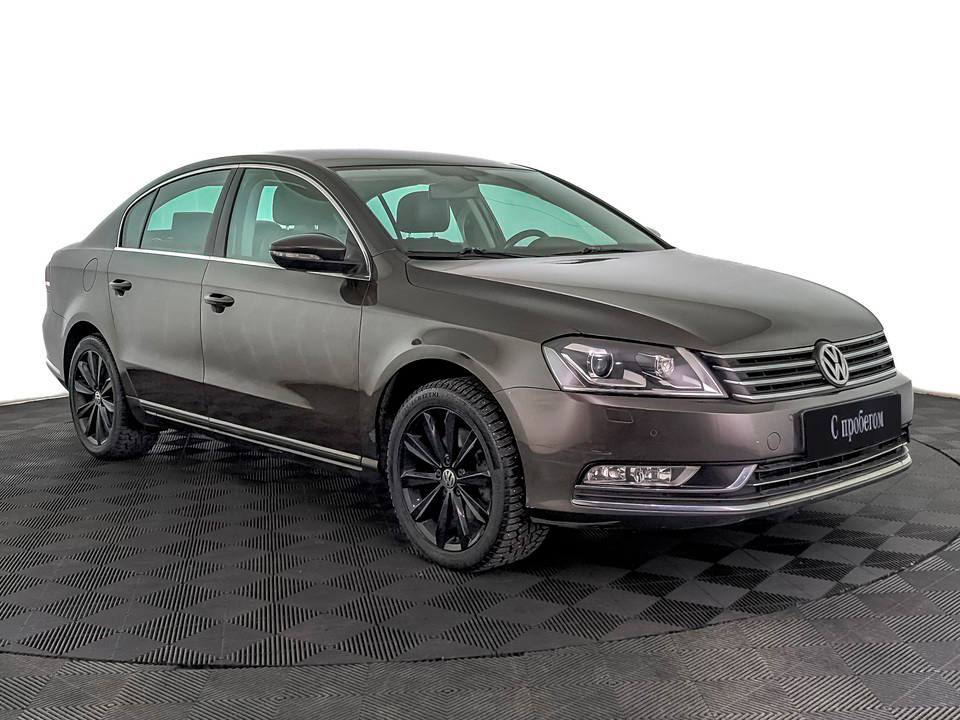 Volkswagen Passat Коричневый, 2013, 149 437 км