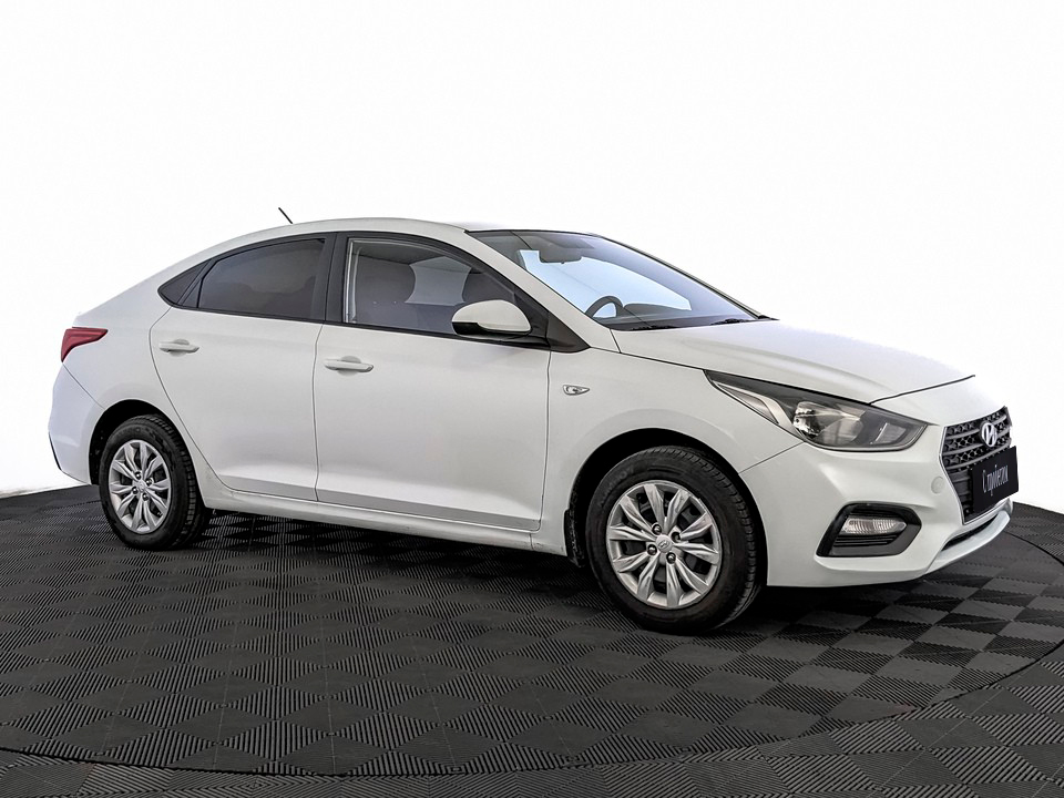 Hyundai Solaris Белый, 2019, 75 432 км