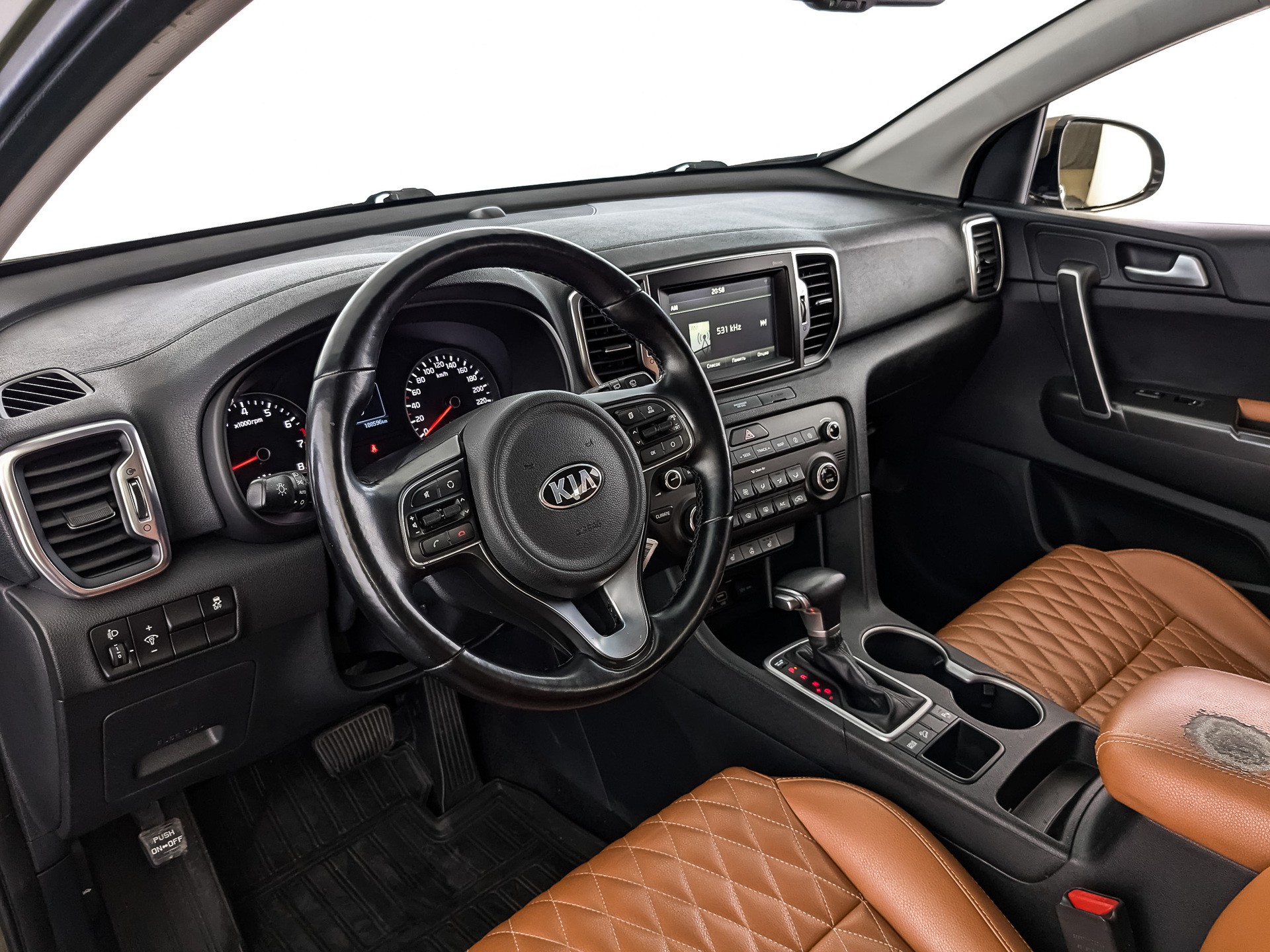 Kia Sportage Желтый, 2016, 188 585 км