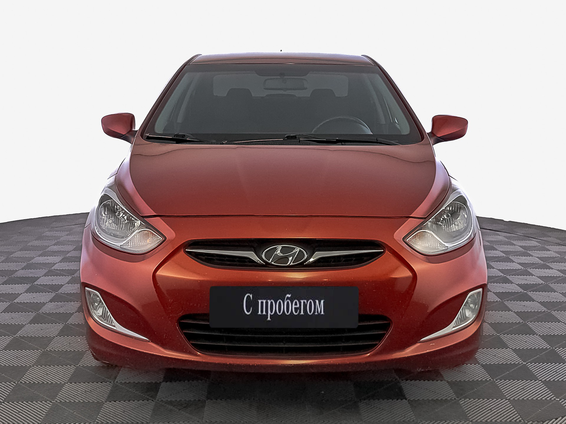 Hyundai Solaris Красный, 2012, 68 452 км