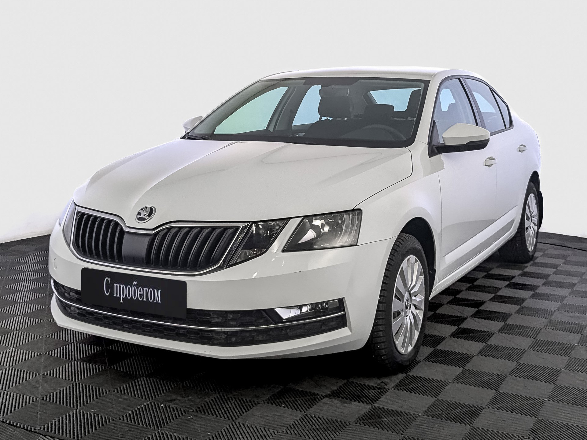 Skoda Octavia Белый, 2019, 41 988 км