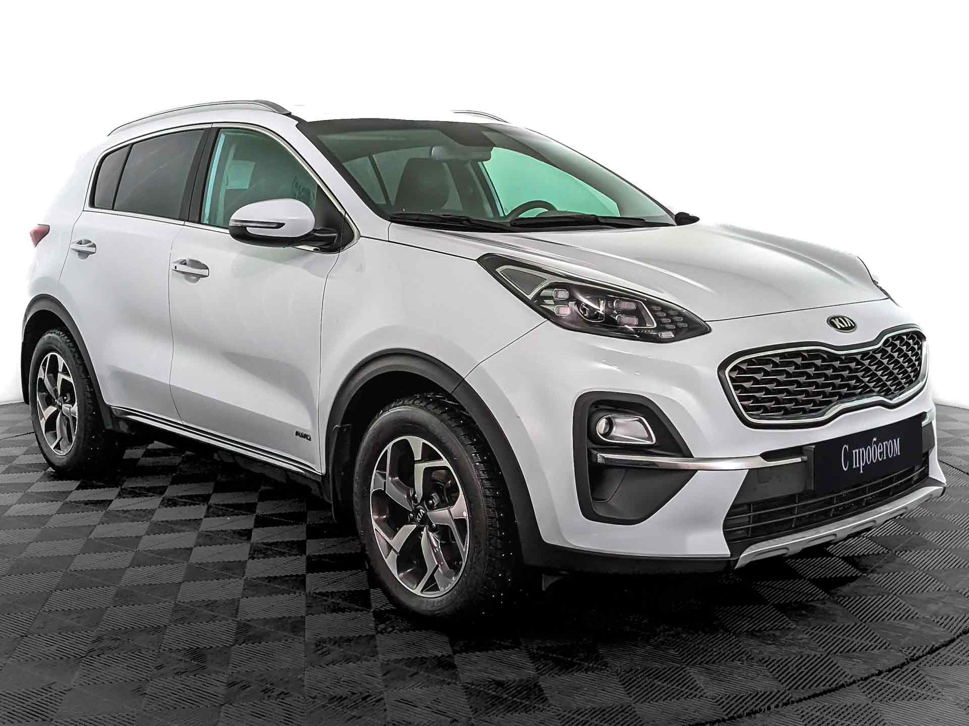 Kia Sportage Белый, 2021, 35 674 км