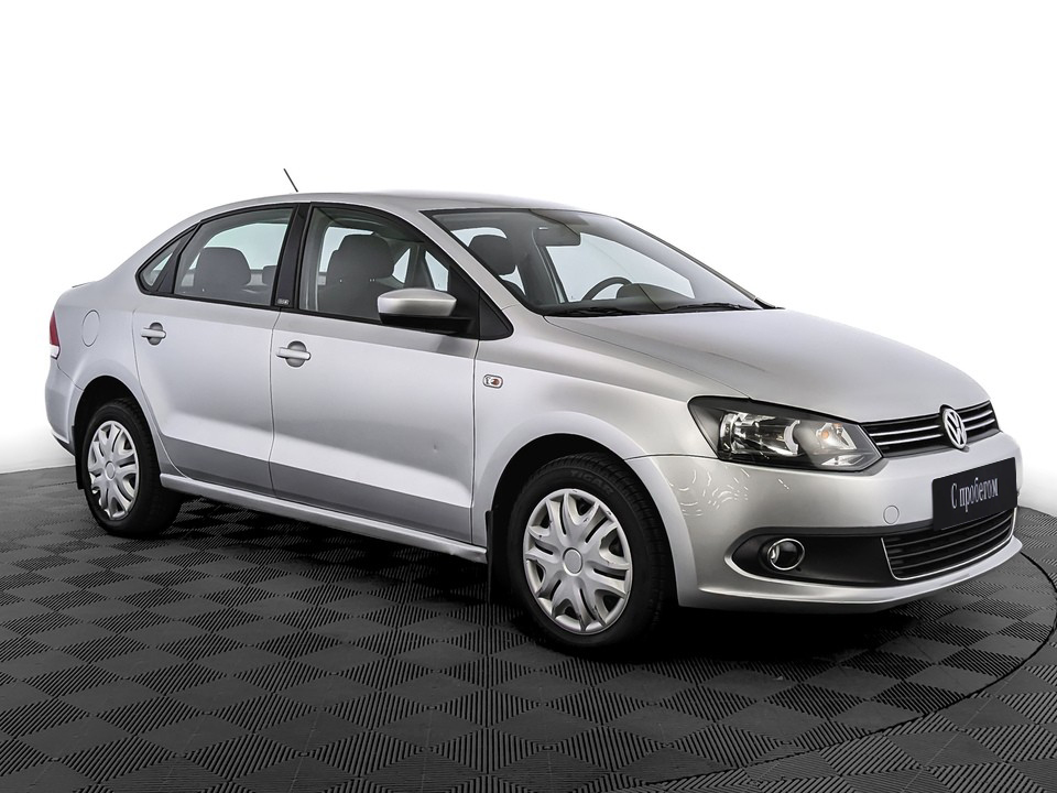 Volkswagen Polo Серебряный, 2015, 132 523 км