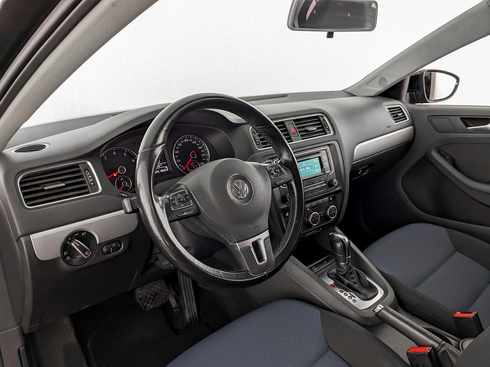 Volkswagen Jetta Черный, 2013, 167 072 км