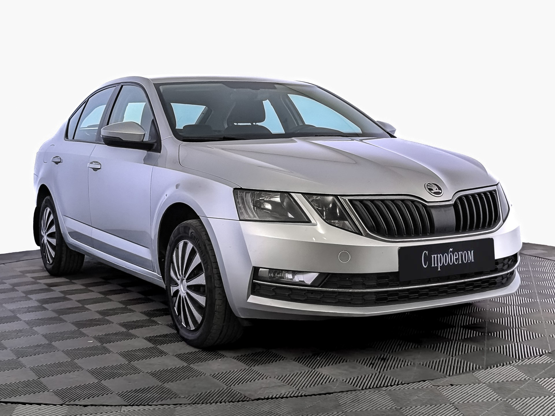 Skoda Octavia Серебристый, 2018, 162 647 км