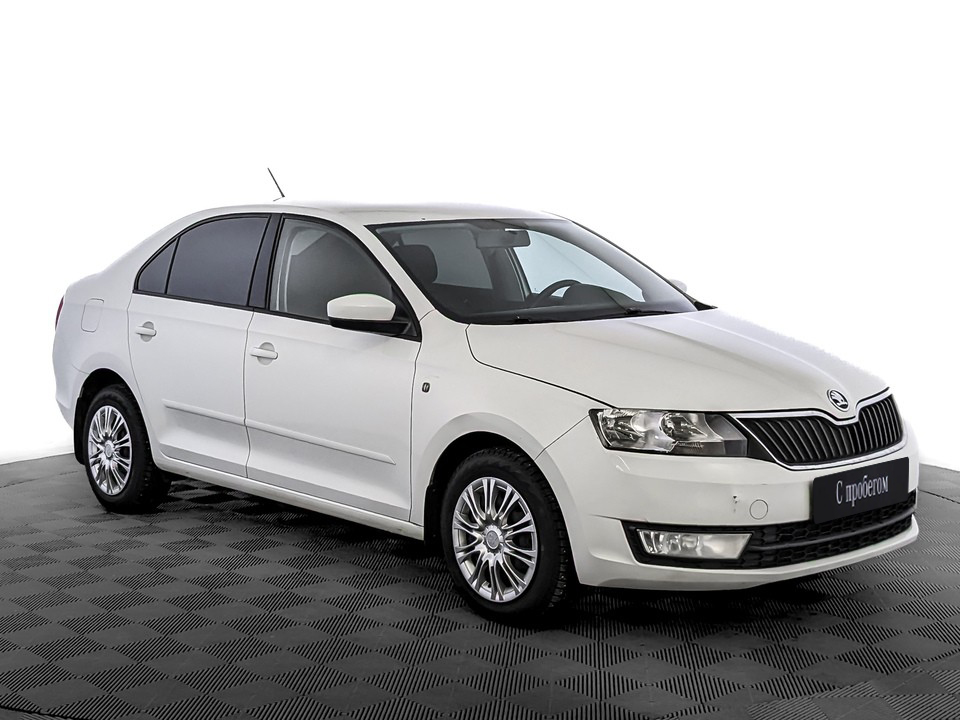 Skoda Rapid Белый, 2016, 156 601 км