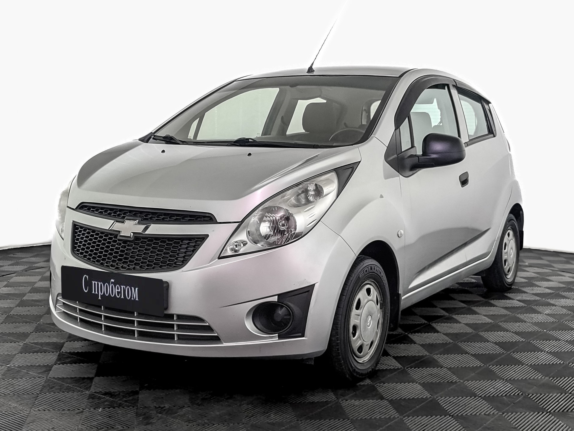 Chevrolet Spark Серебристый, 2013, 59 020 км