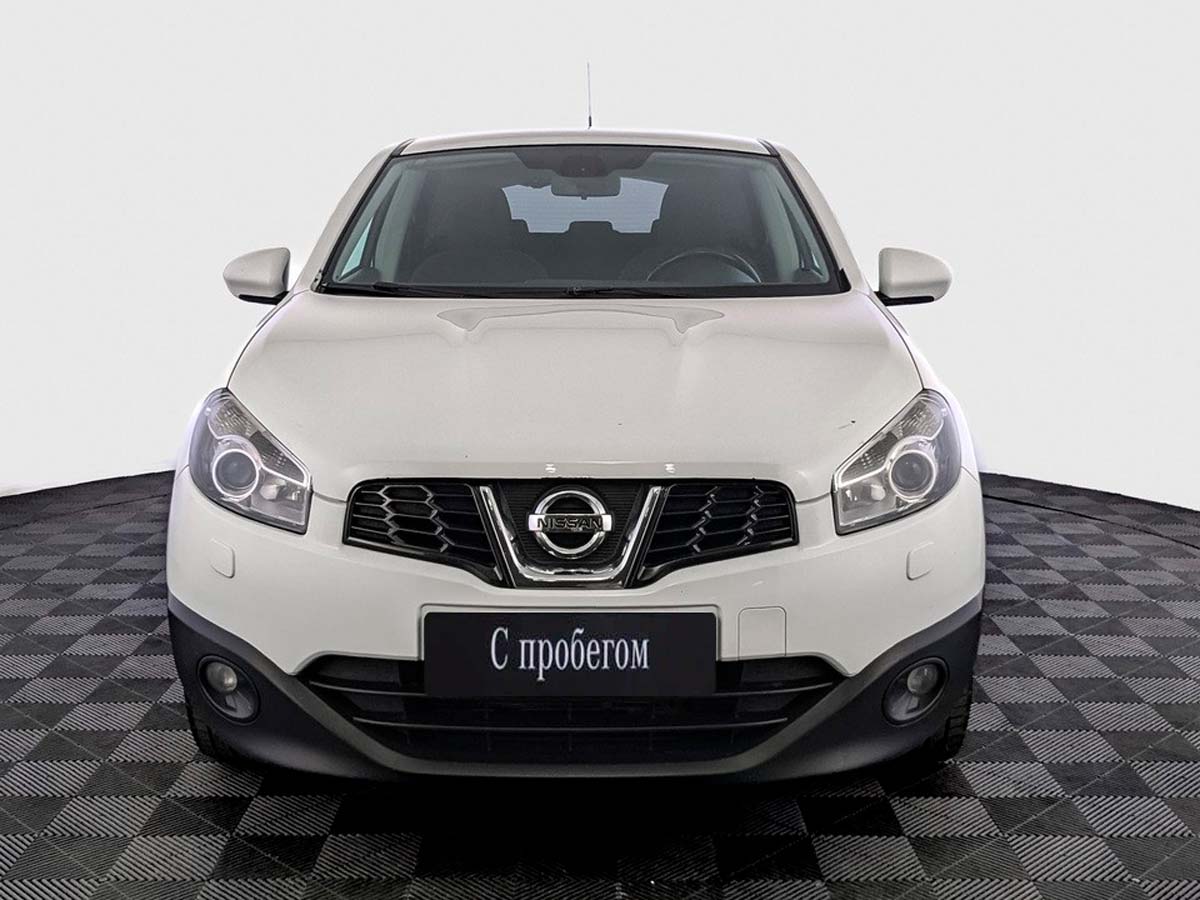 Nissan Qashqai Белый, 2010, 204 976 км