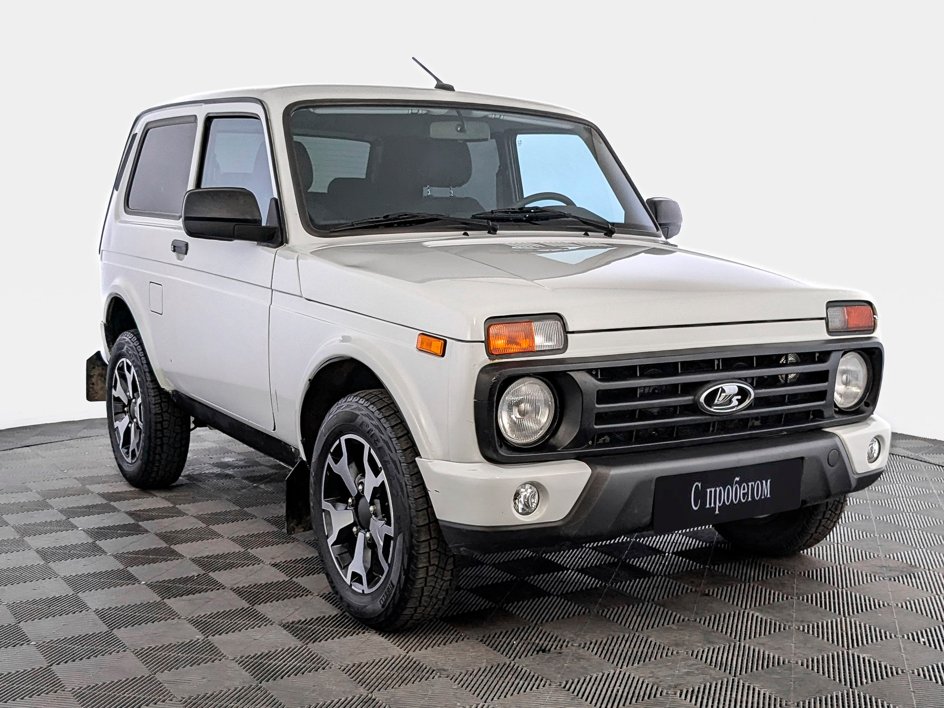 Lada Niva Legend Белый, 2021, 18 629 км