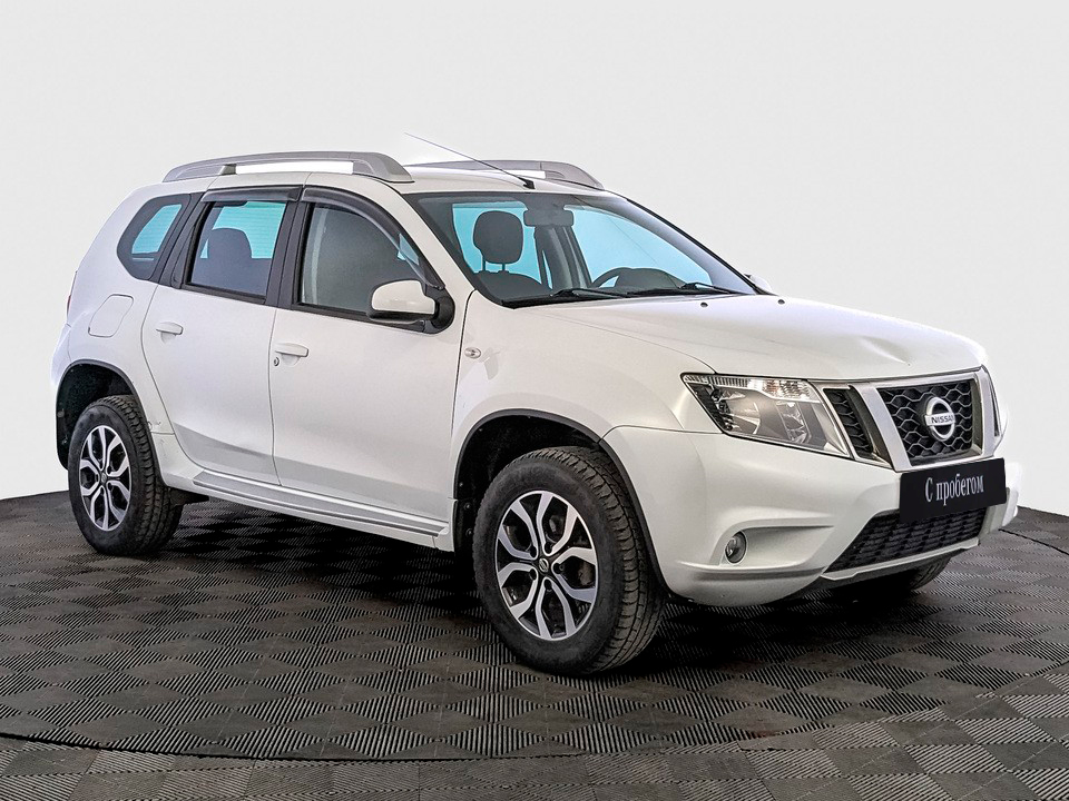 Nissan Terrano Белый, 2015, 49 574 км