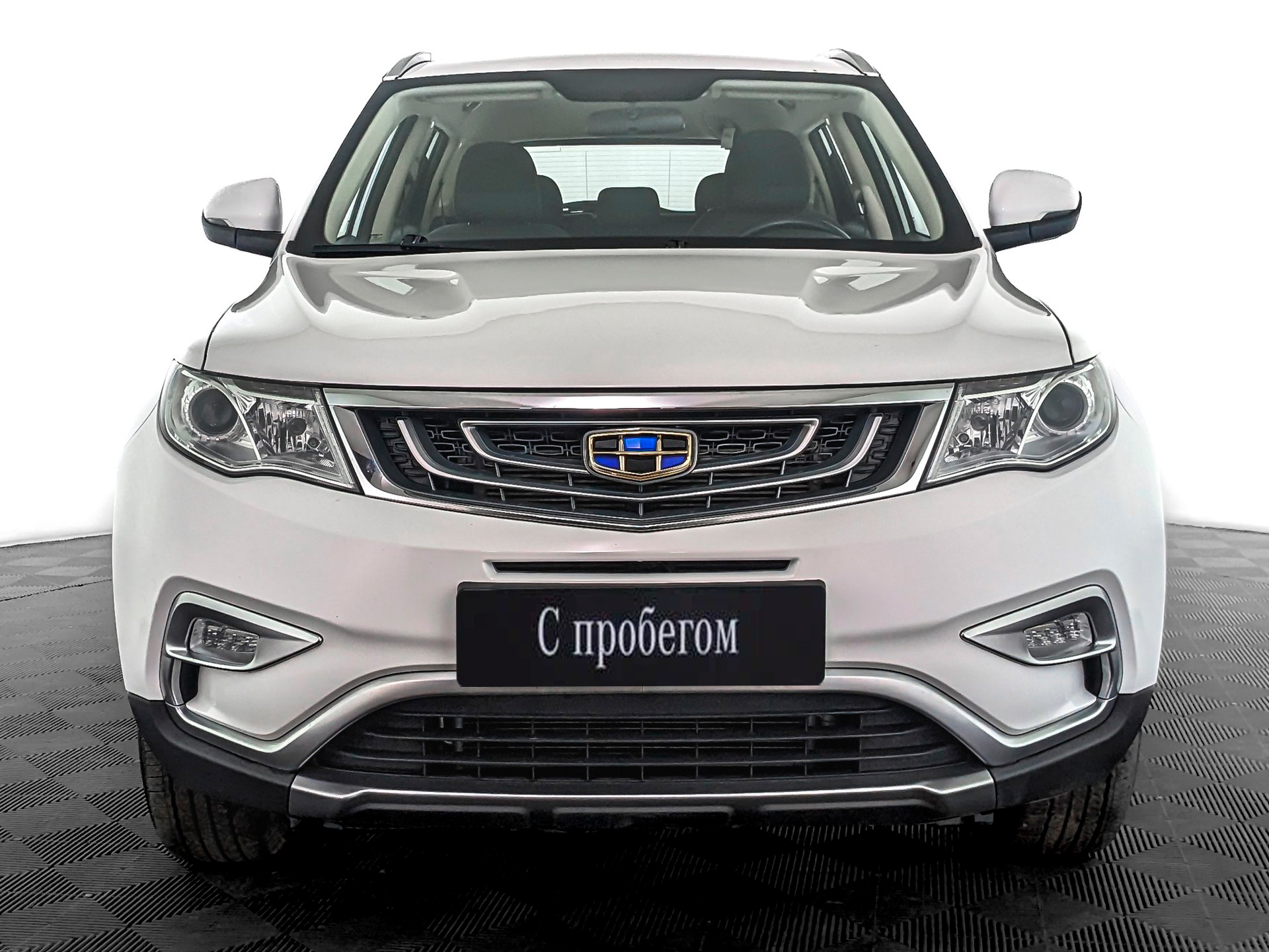 Geely Atlas Белый, 2018, 132 146 км