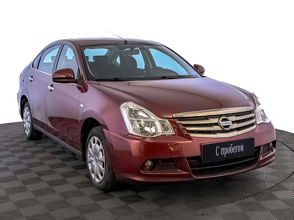 Nissan Almera Красный, 2016, 93 457 км