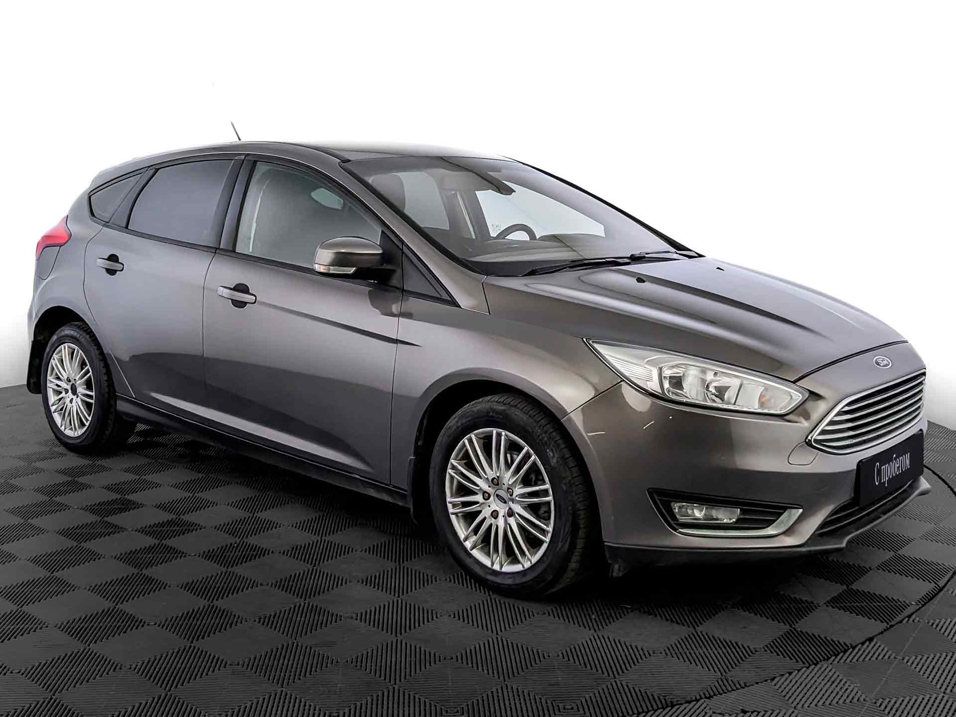 Ford Focus коричневый, 2015, 116 793 км