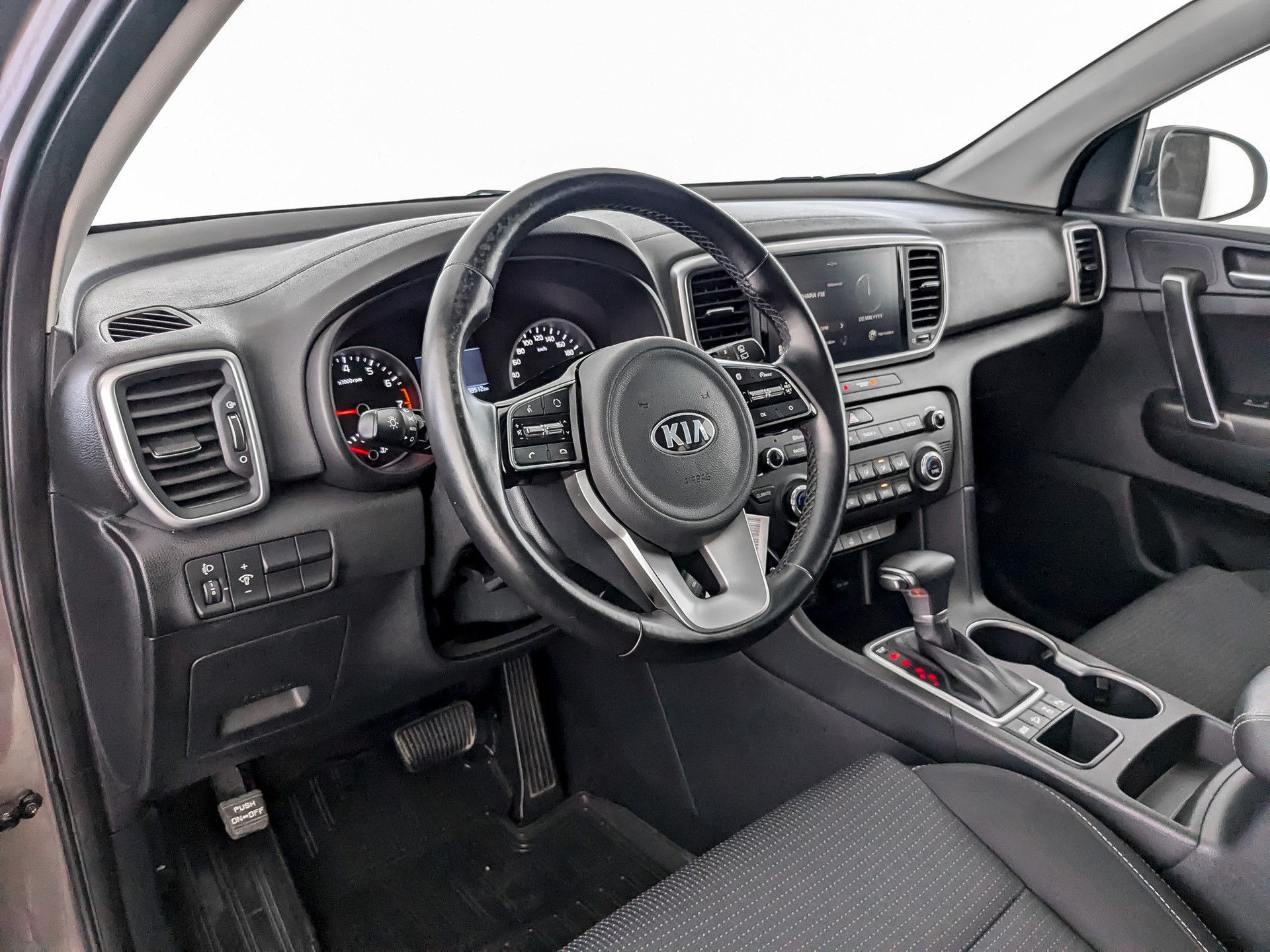 Kia Sportage Коричневый, 2020, 93 507 км