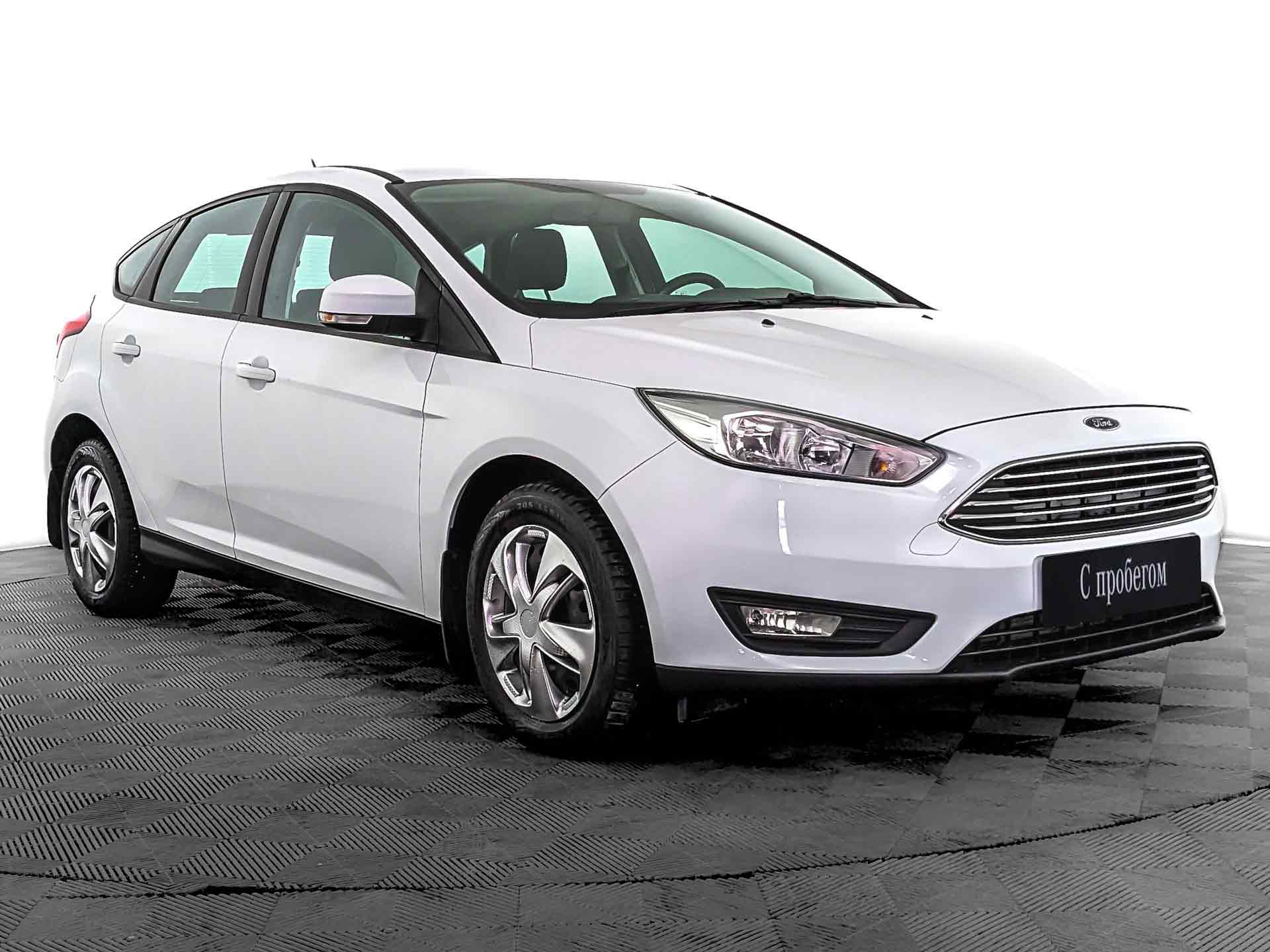 Ford Focus белый, 2018, 49 723 км