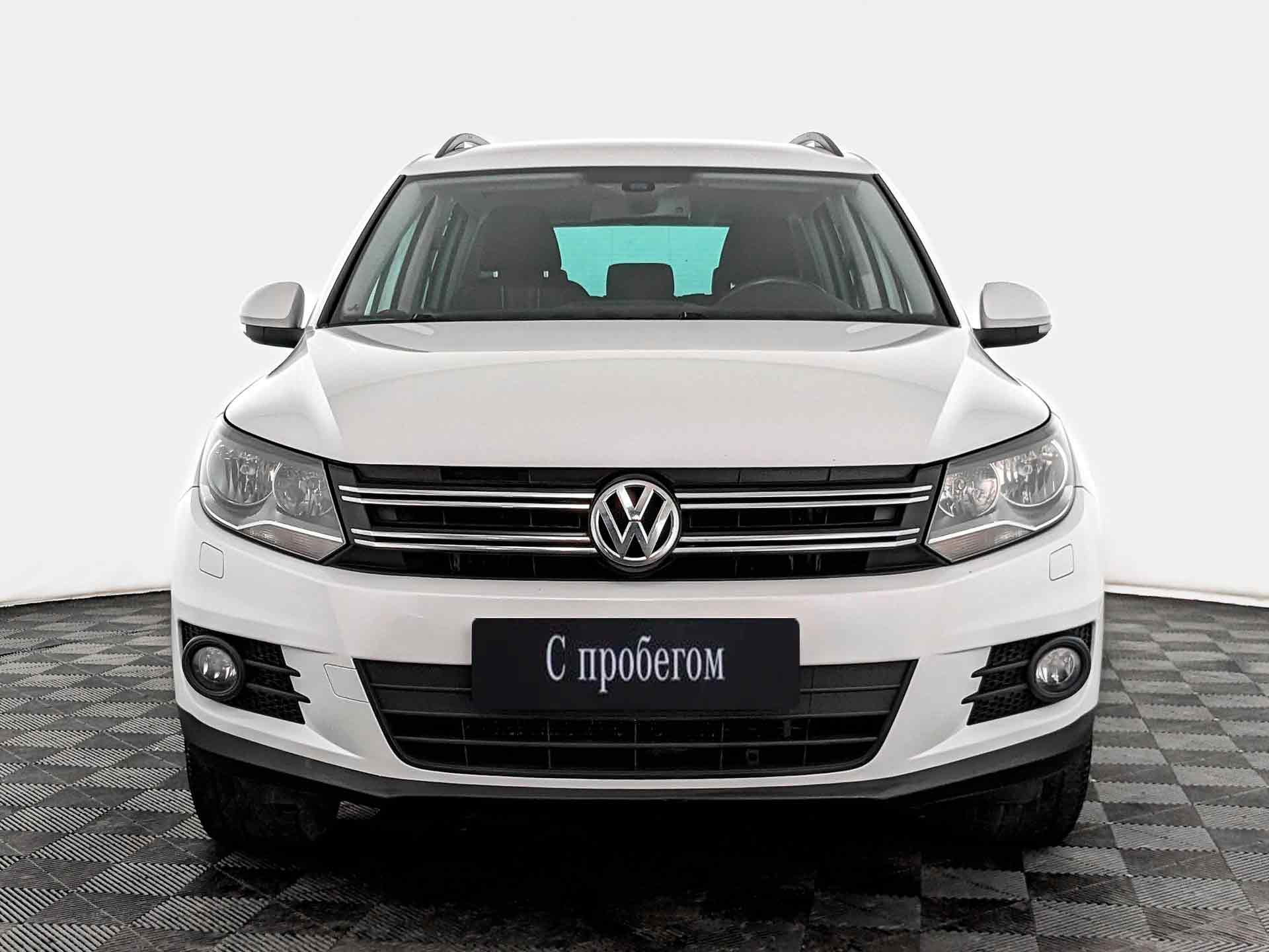 Volkswagen Tiguan Белый, 2015, 108 800 км