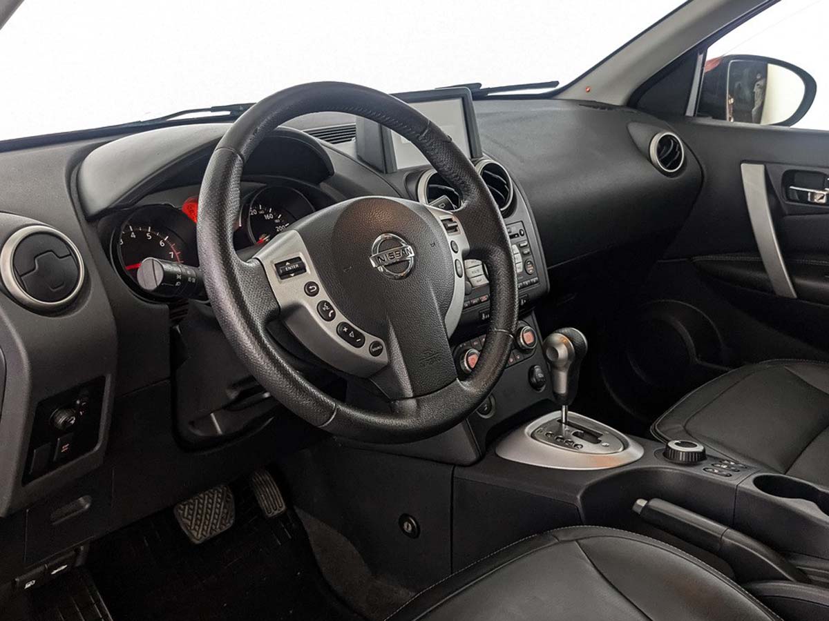 Nissan Qashqai Красный, 2008, 112 718 км