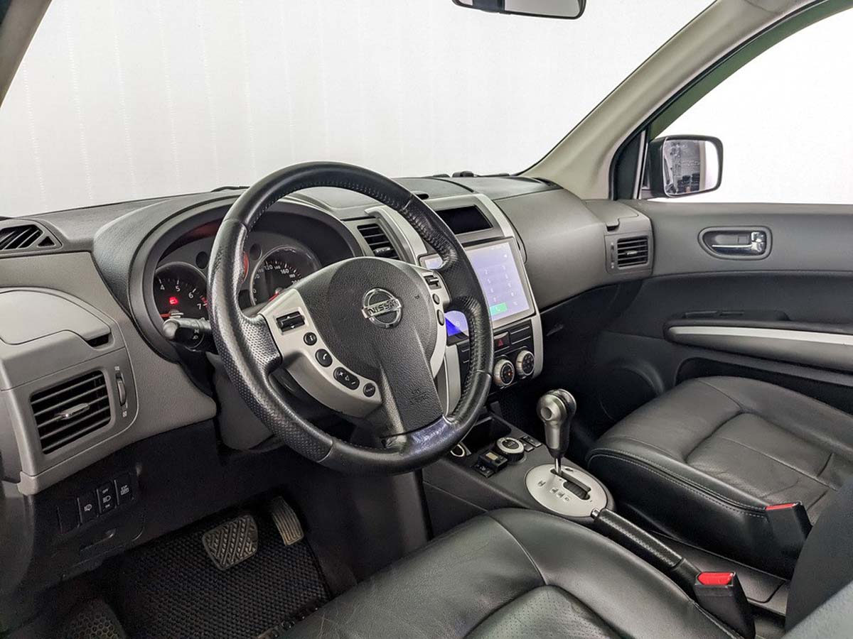 Nissan X-Trail Черный, 2008, 174 901 км