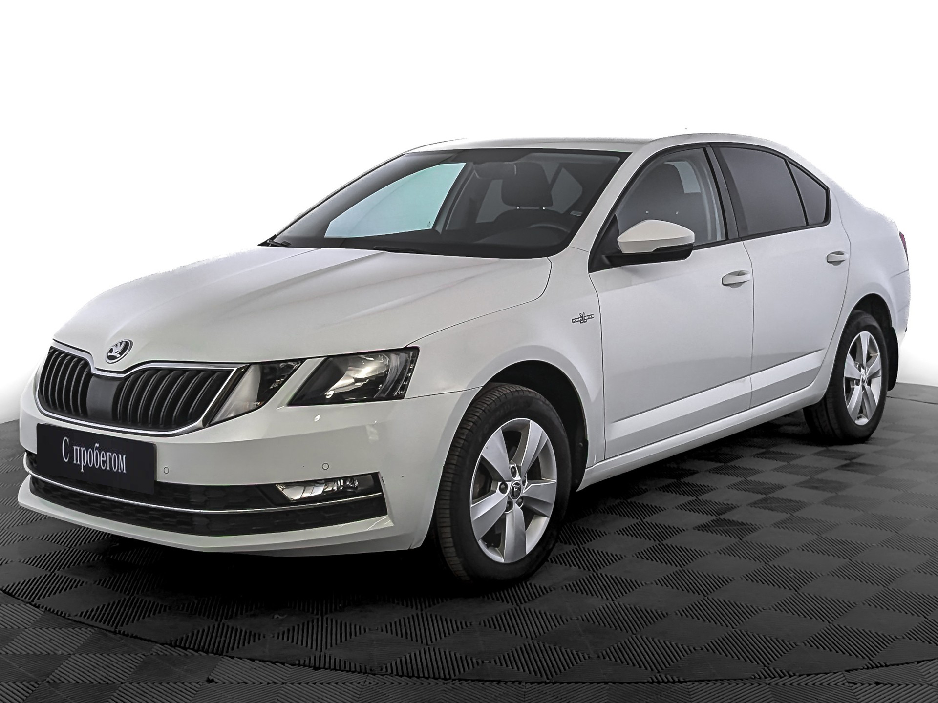 Skoda Octavia Белый, 2019, 79 960 км