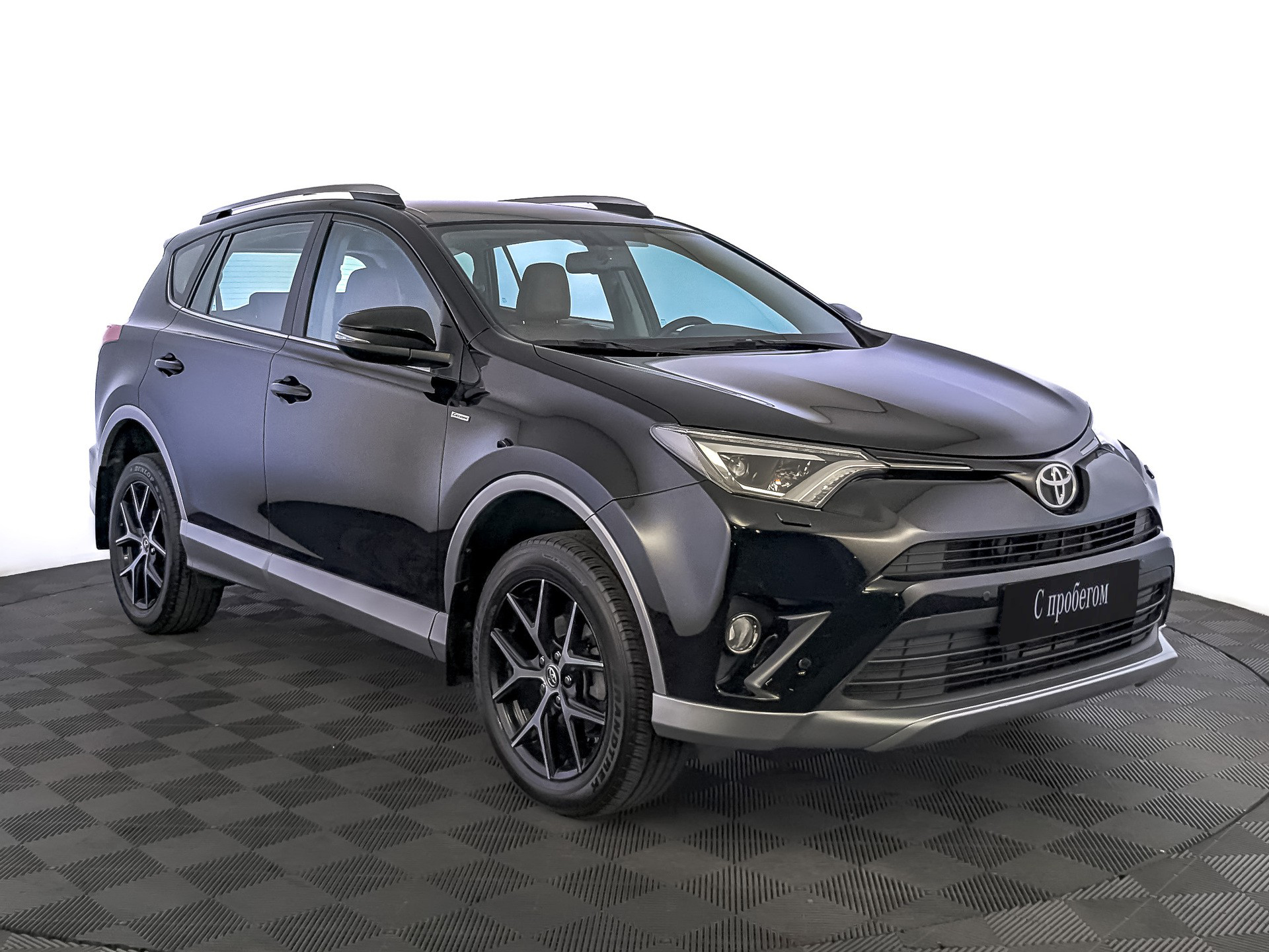 Toyota RAV4 Черный, 2017, 75 207 км