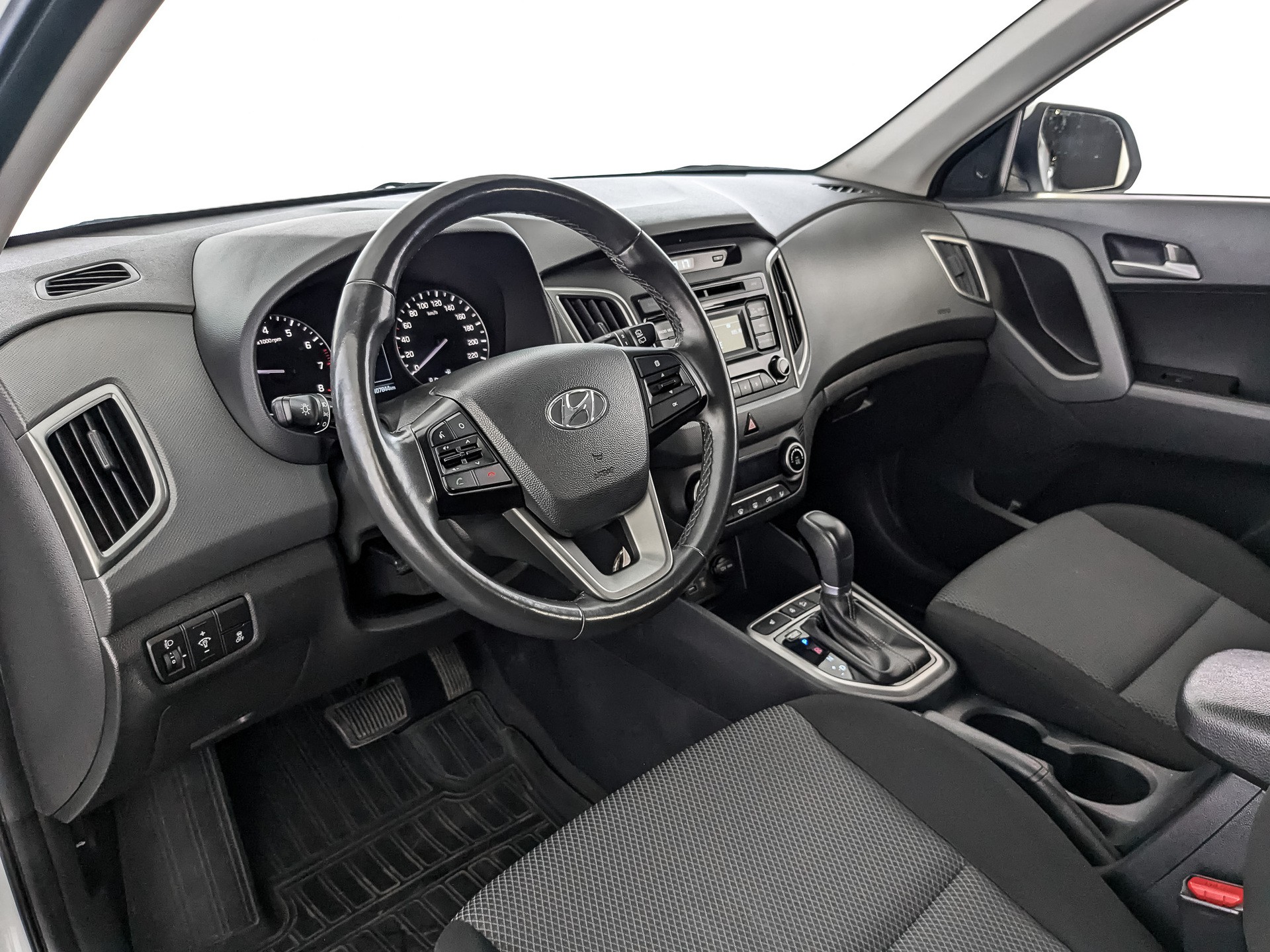 Hyundai Creta Белый, 2019, 107 834 км