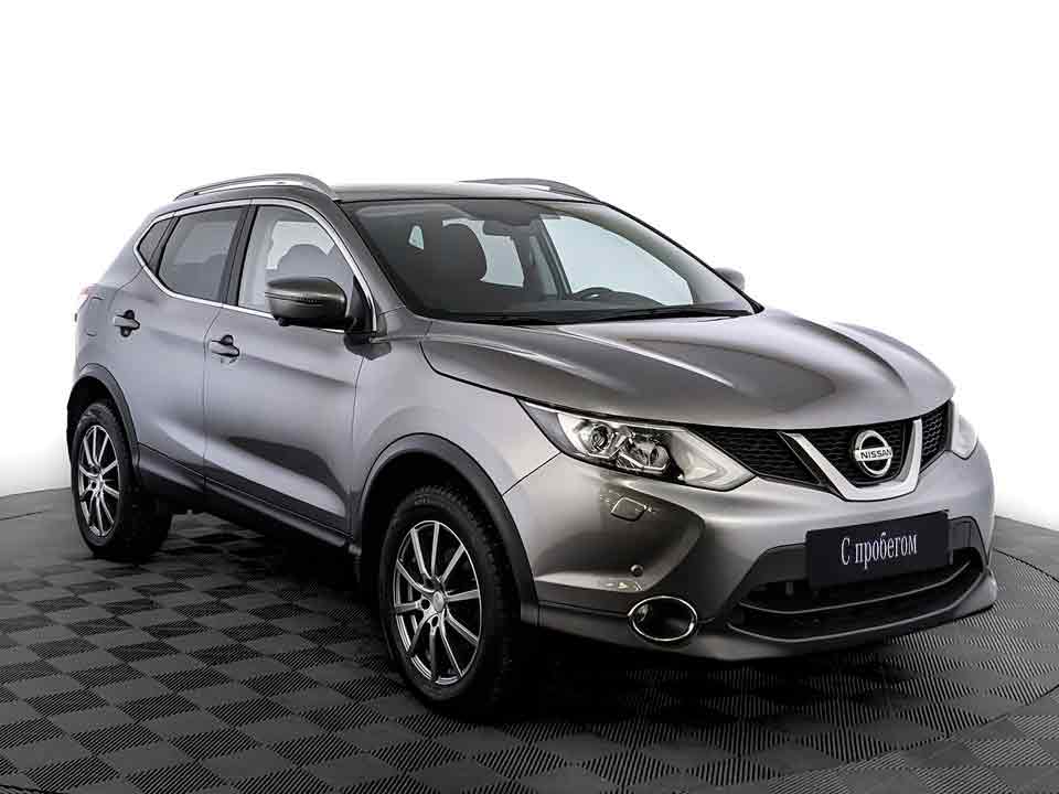 Nissan Qashqai Серебряный, 2017, 60 946 км