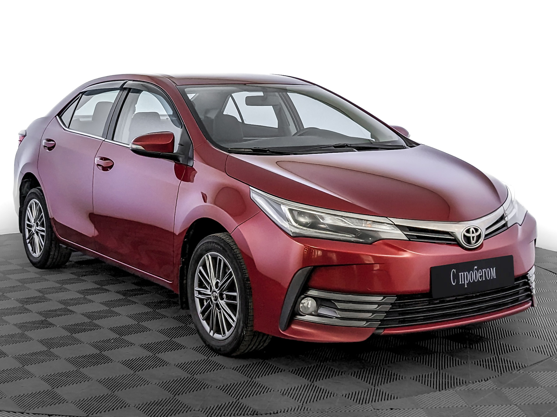 Toyota Corolla Красный, 2018, 123 439 км