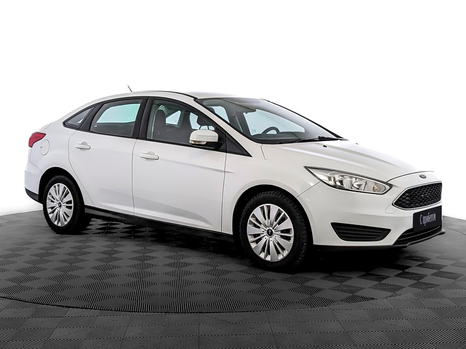 Ford Focus белый, 2018, 105 000 км