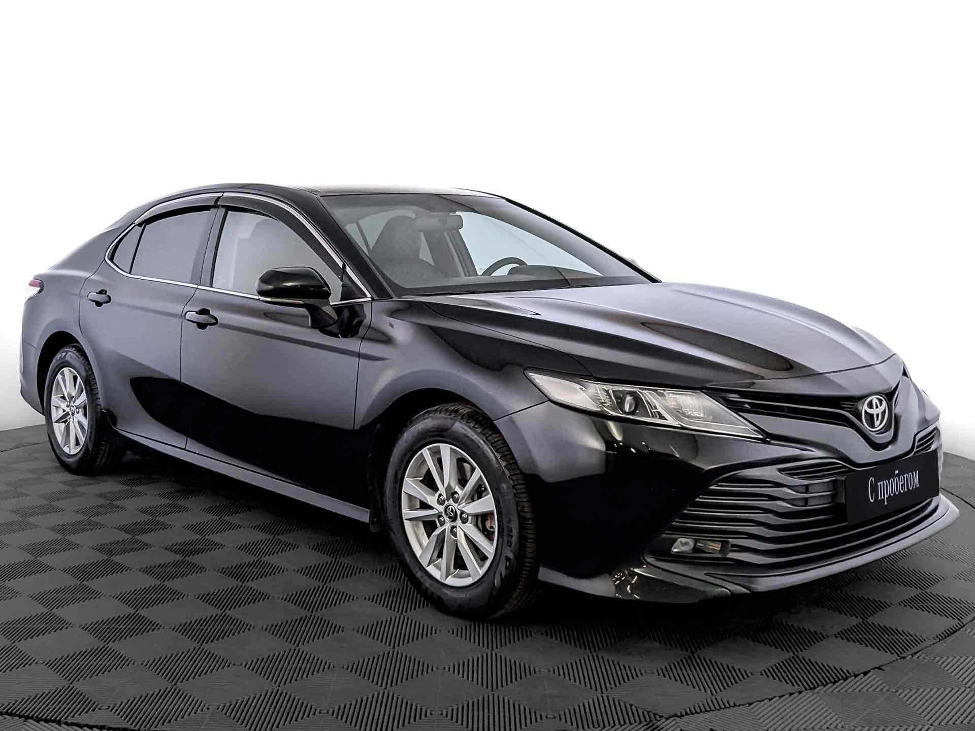 Toyota Camry Черный, 2019, 180 248 км