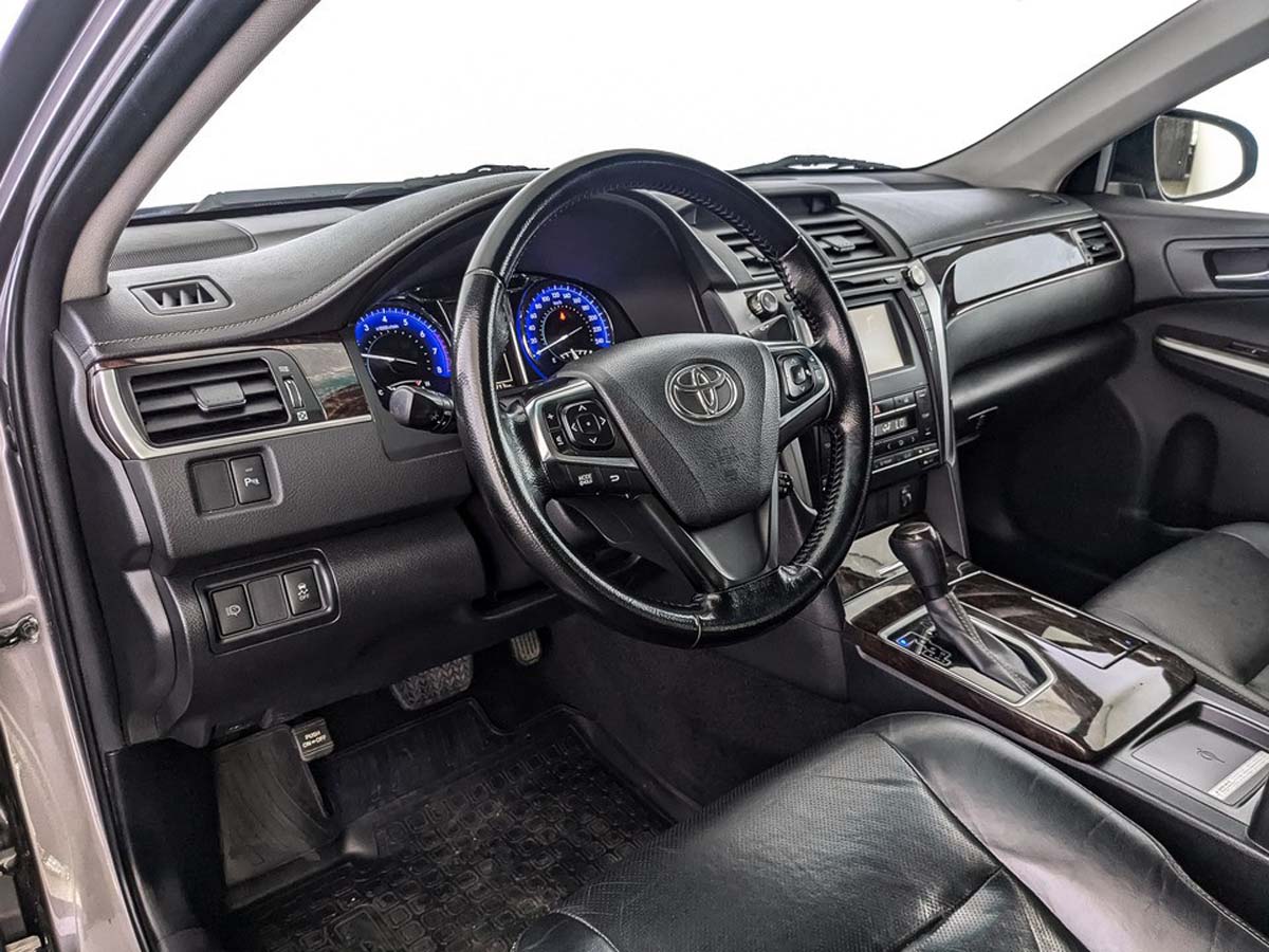 Toyota Camry Серый, 2016, 142 208 км