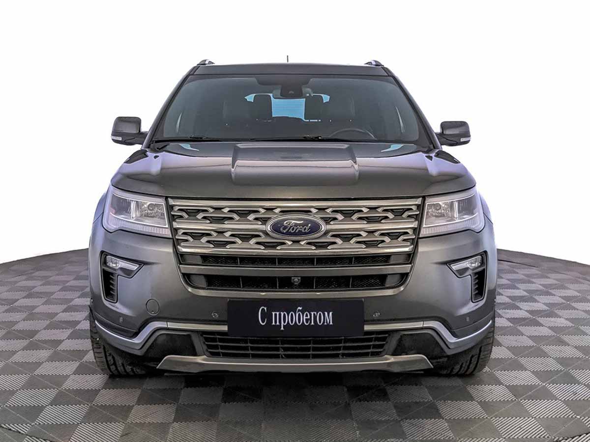 Ford Explorer серый, 2018, 159 956 км