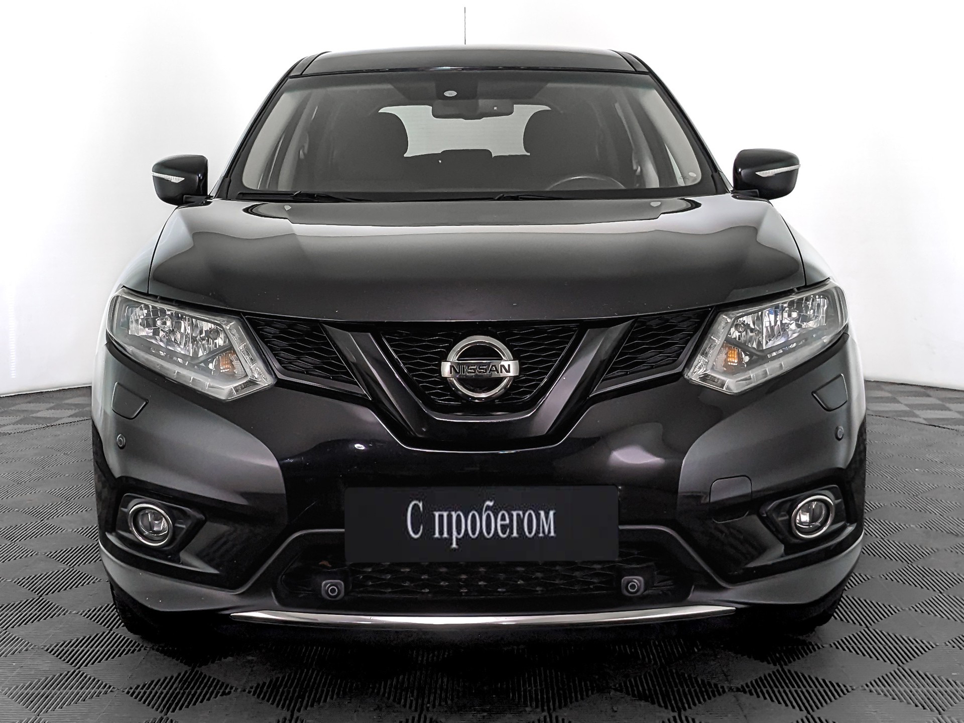 Nissan X-Trail черный, 2016, 145 419 км