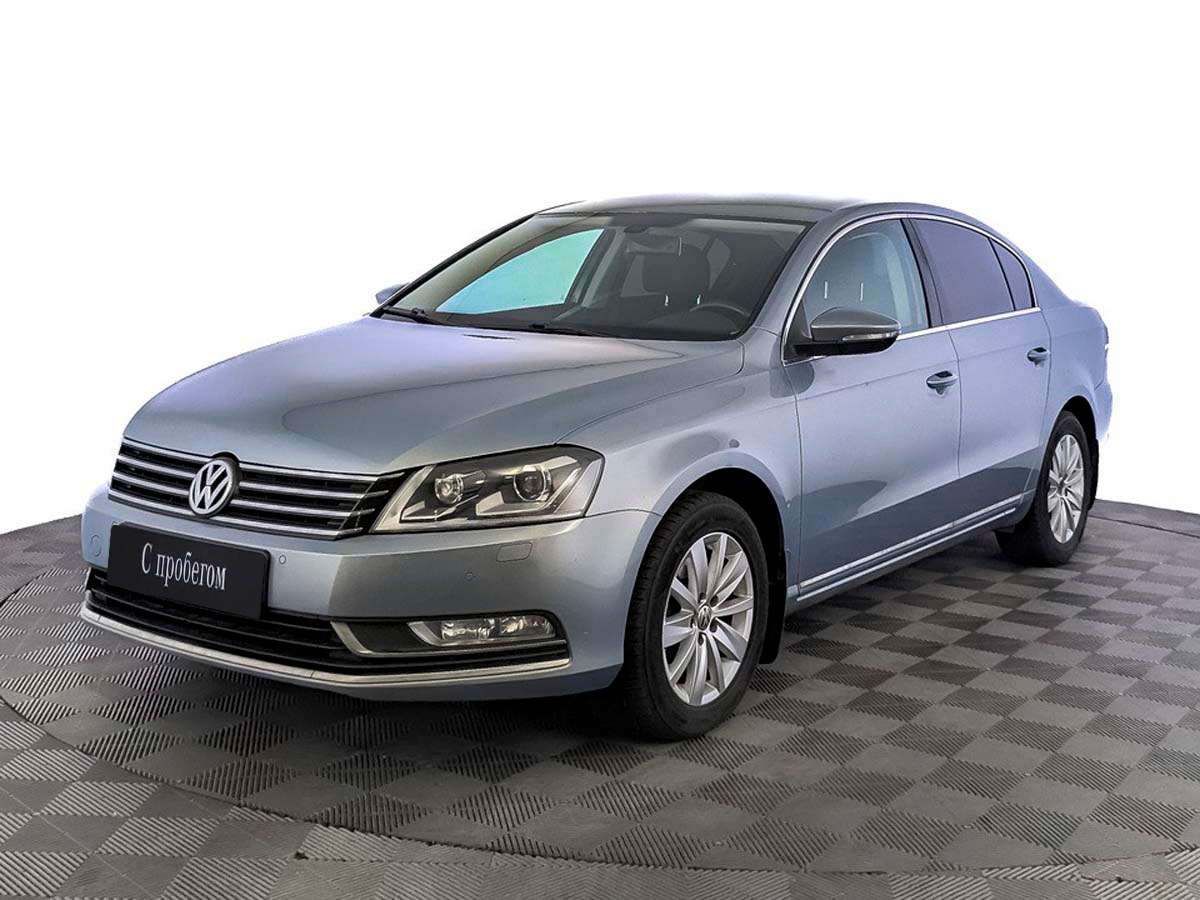 Volkswagen Passat Серо-голубой, 2012, 160 974 км