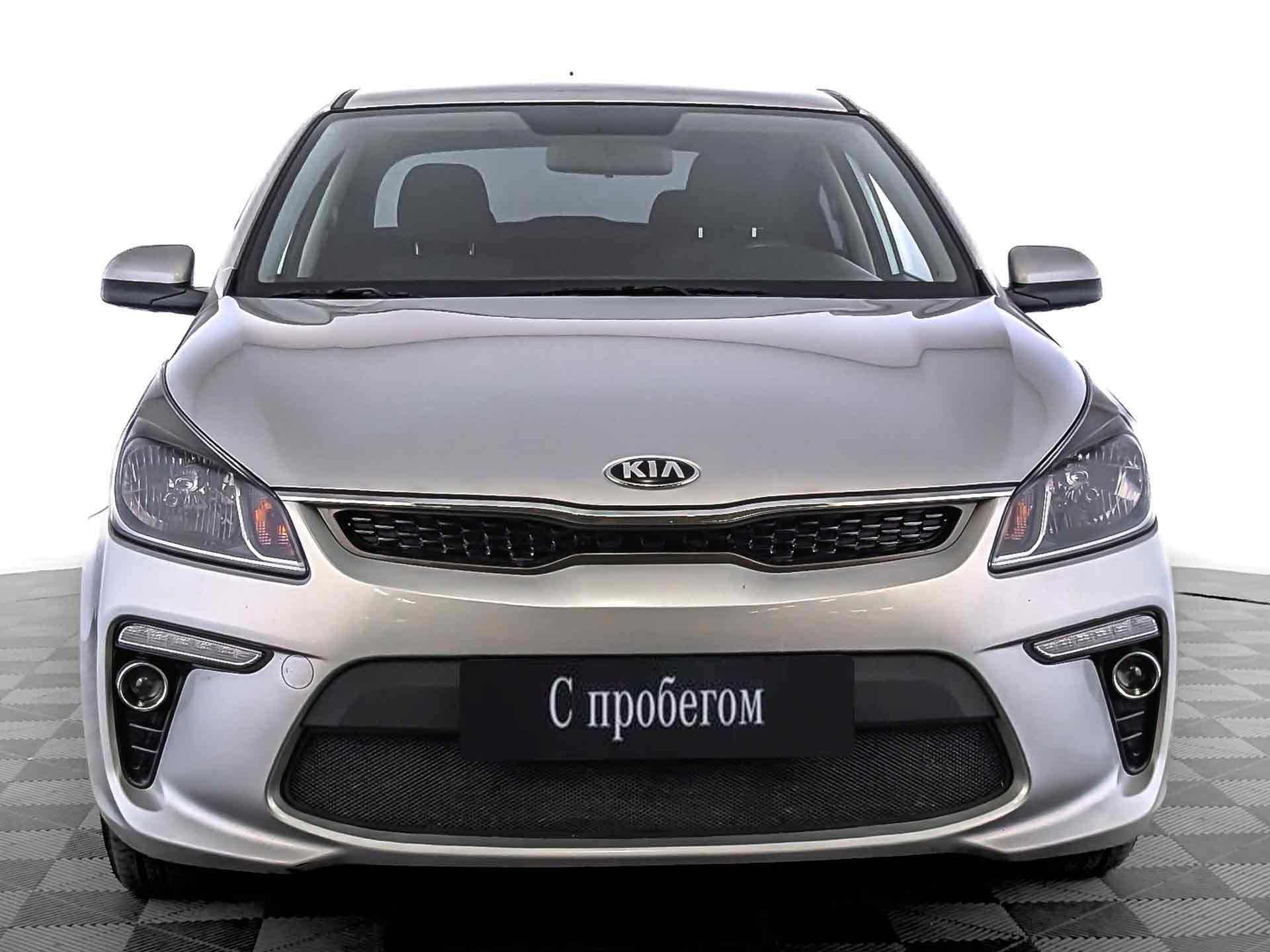 Kia Rio Серебристый, 2018, 53 279 км