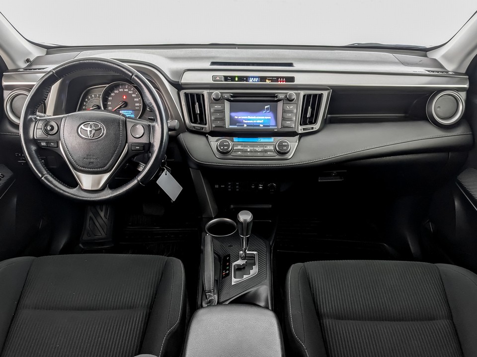 Toyota RAV4 Белый, 2015, 76 836 км