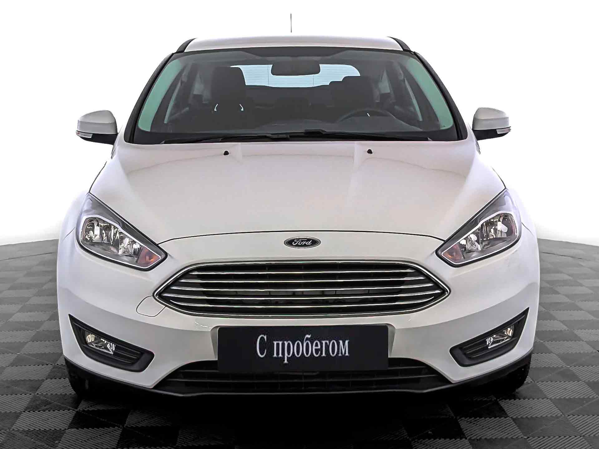 Ford Focus белый, 2018, 30 638 км