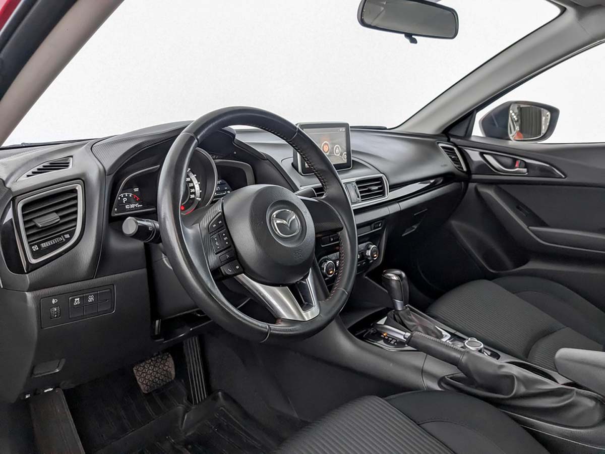 Mazda 3 Красный, 2015, 103 838 км