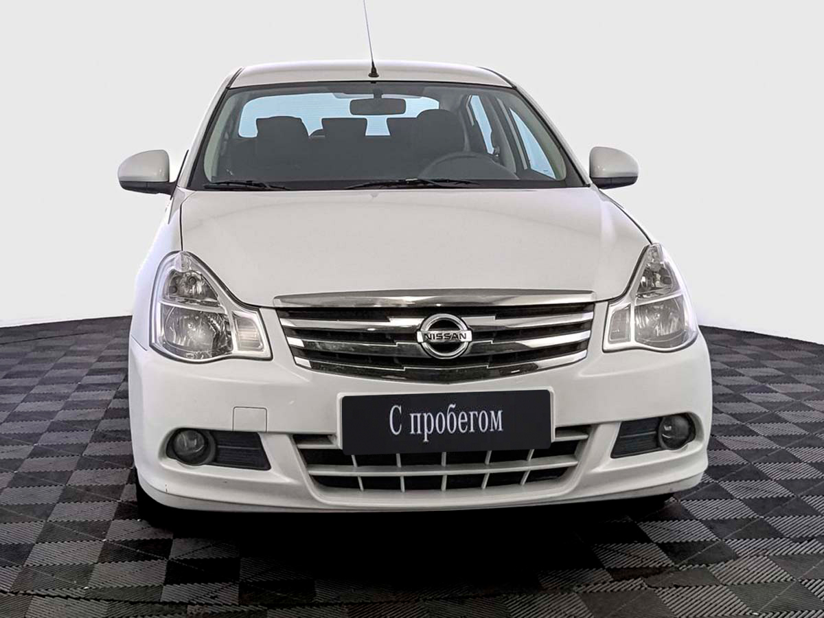 Nissan Almera Белый, 2015, 111 571 км