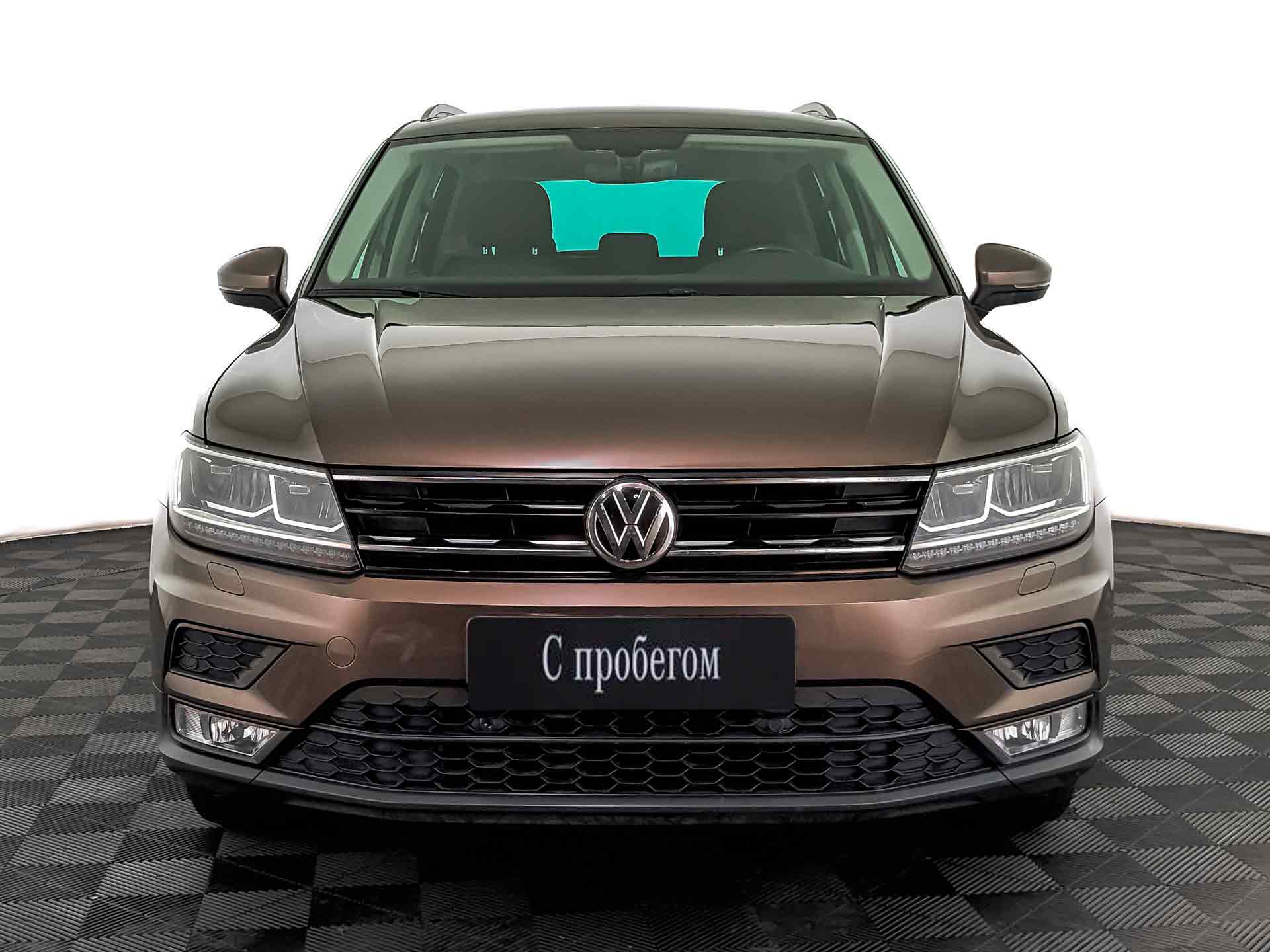 Volkswagen Tiguan Коричневый, 2017, 71 974 км