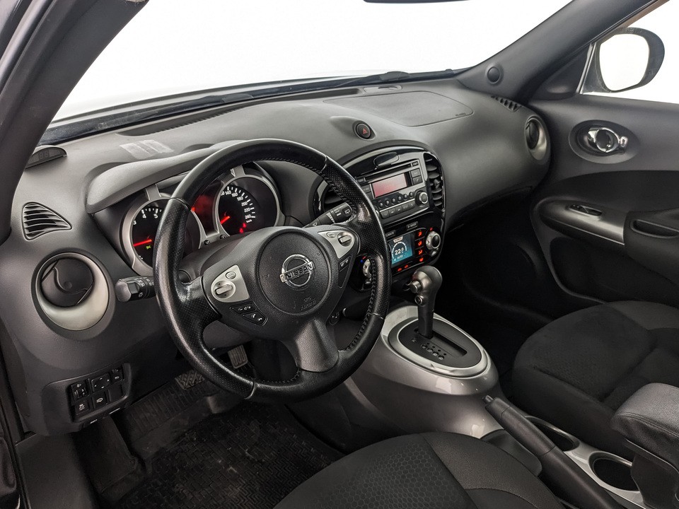 Nissan Juke черный, 2012, 118 202 км