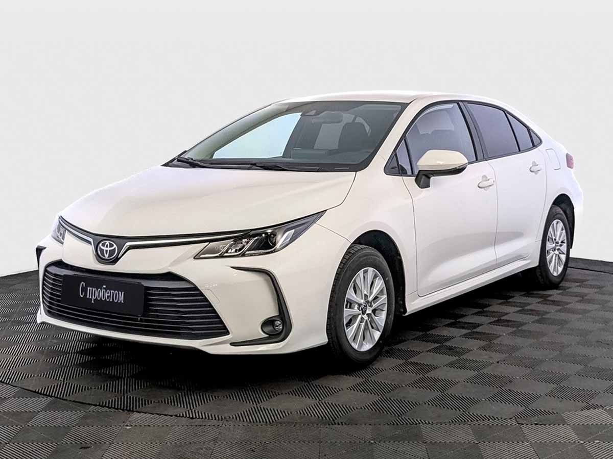 Toyota Corolla Белый, 2022, 11 800 км