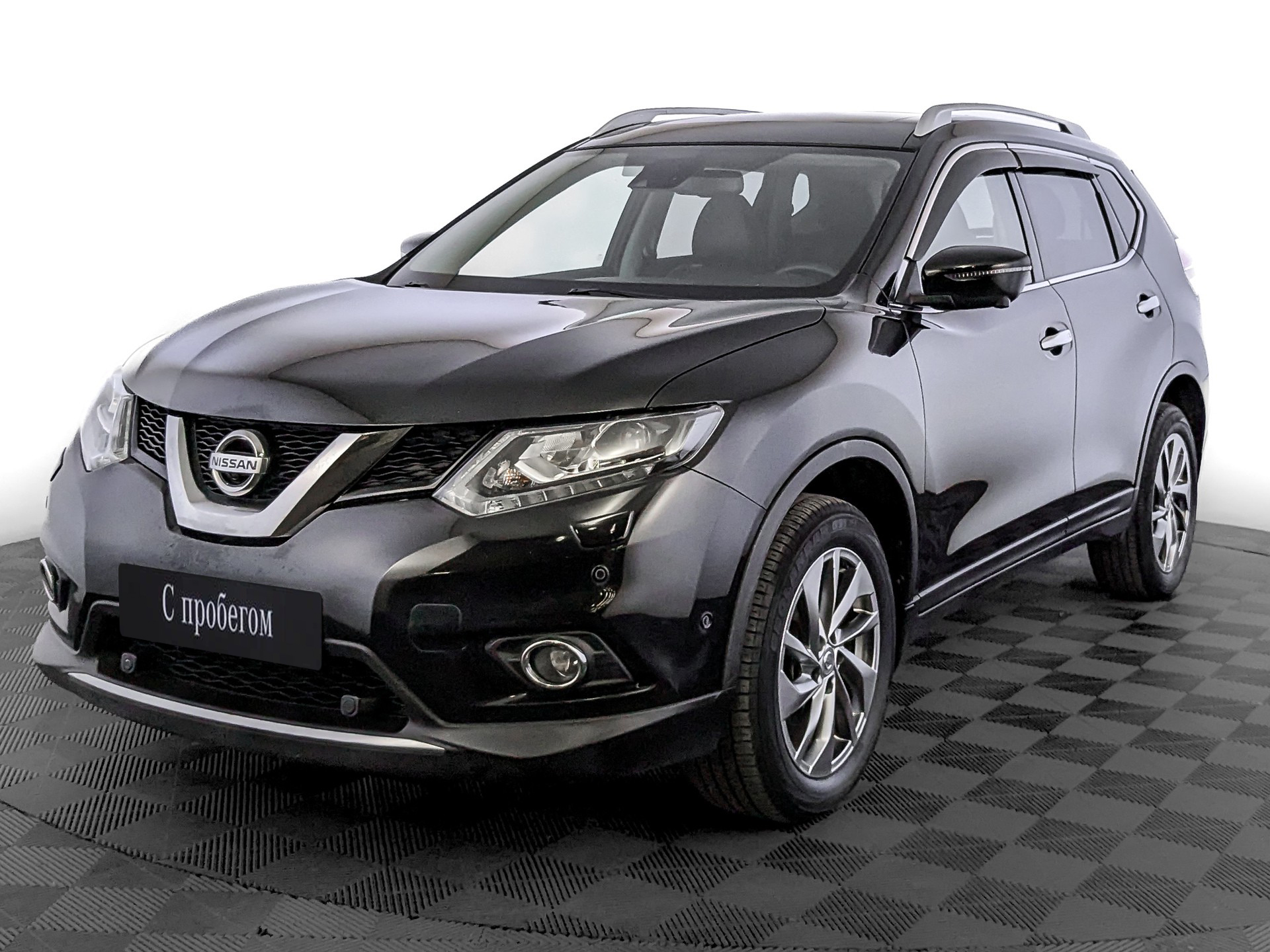 Nissan X-Trail черный, 2018, 118 878 км