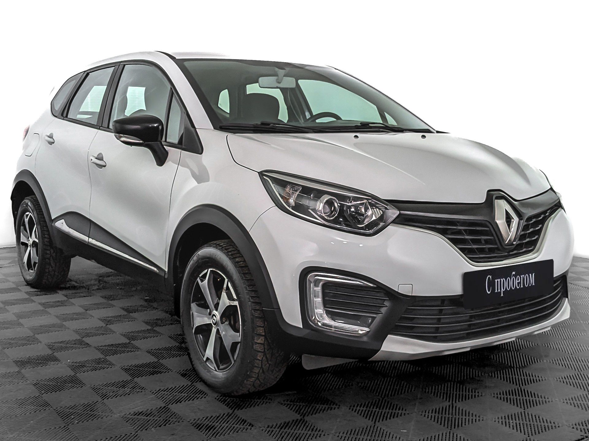 Renault Kaptur Белый, 2019, 67 989 км