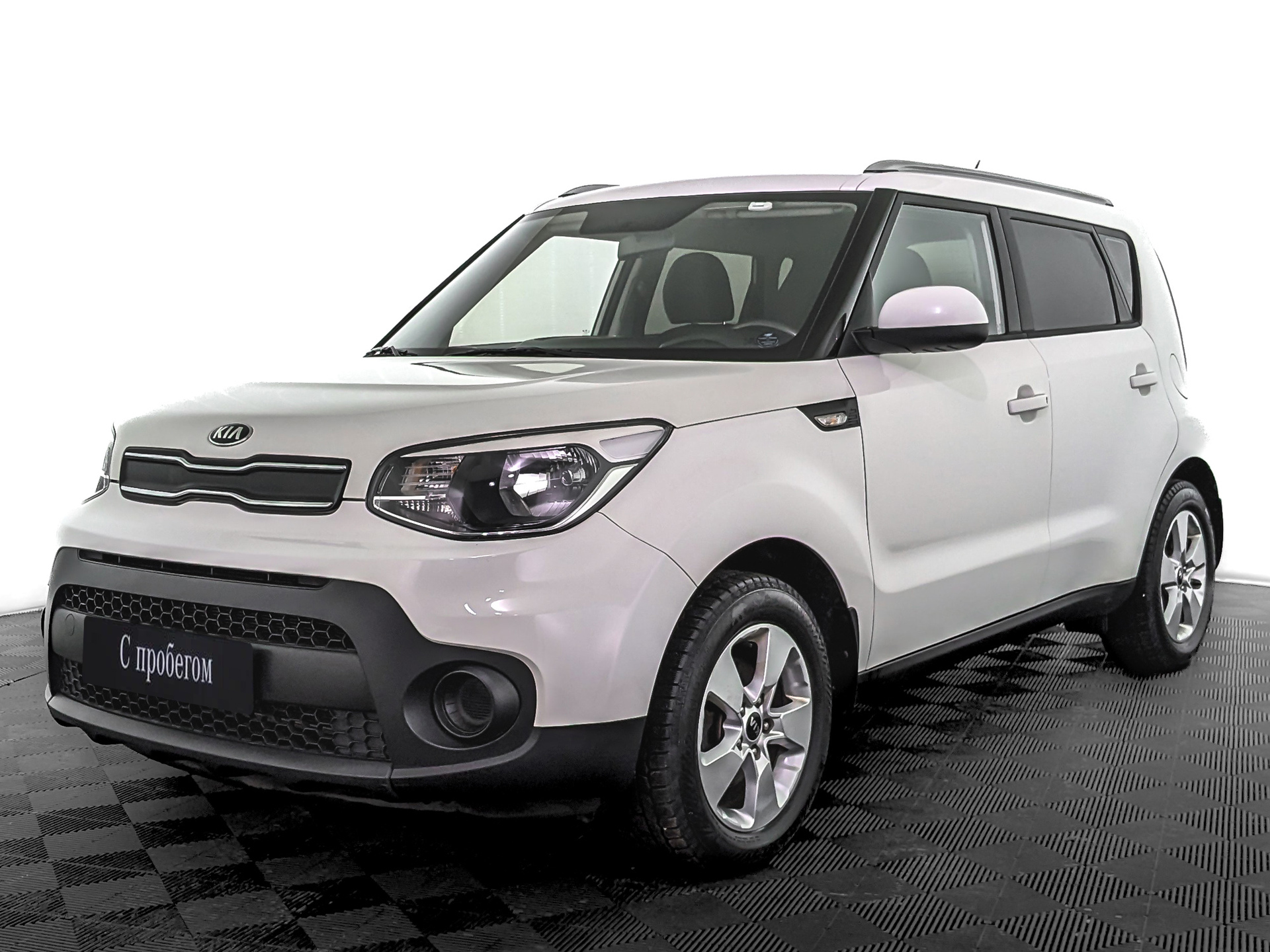 Kia Soul Белый, 2018, 74 000 км