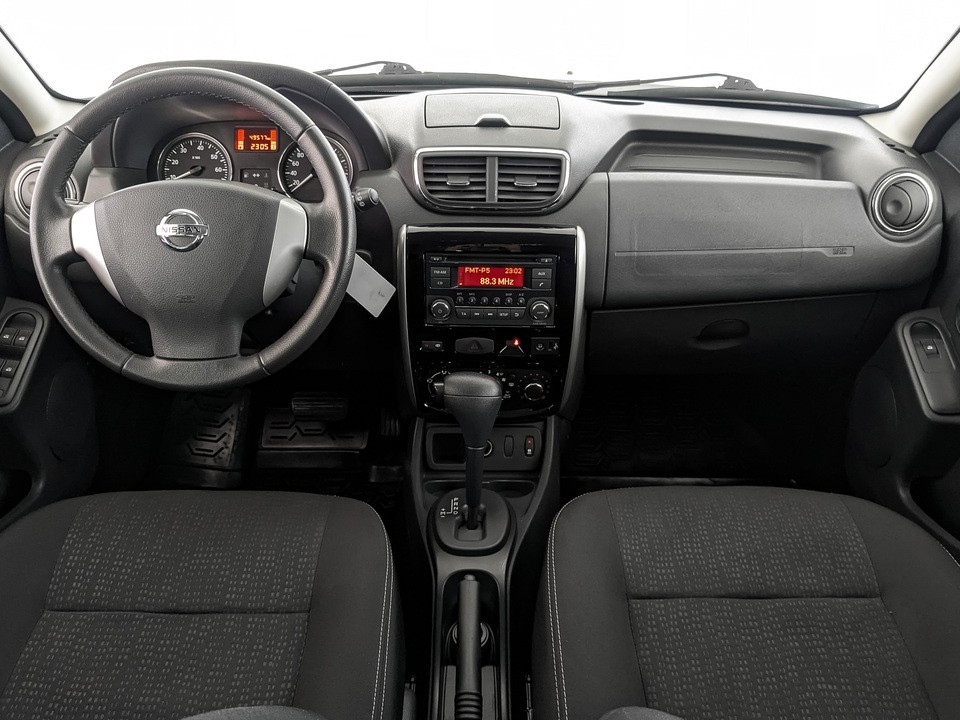 Nissan Terrano Белый, 2015, 49 574 км