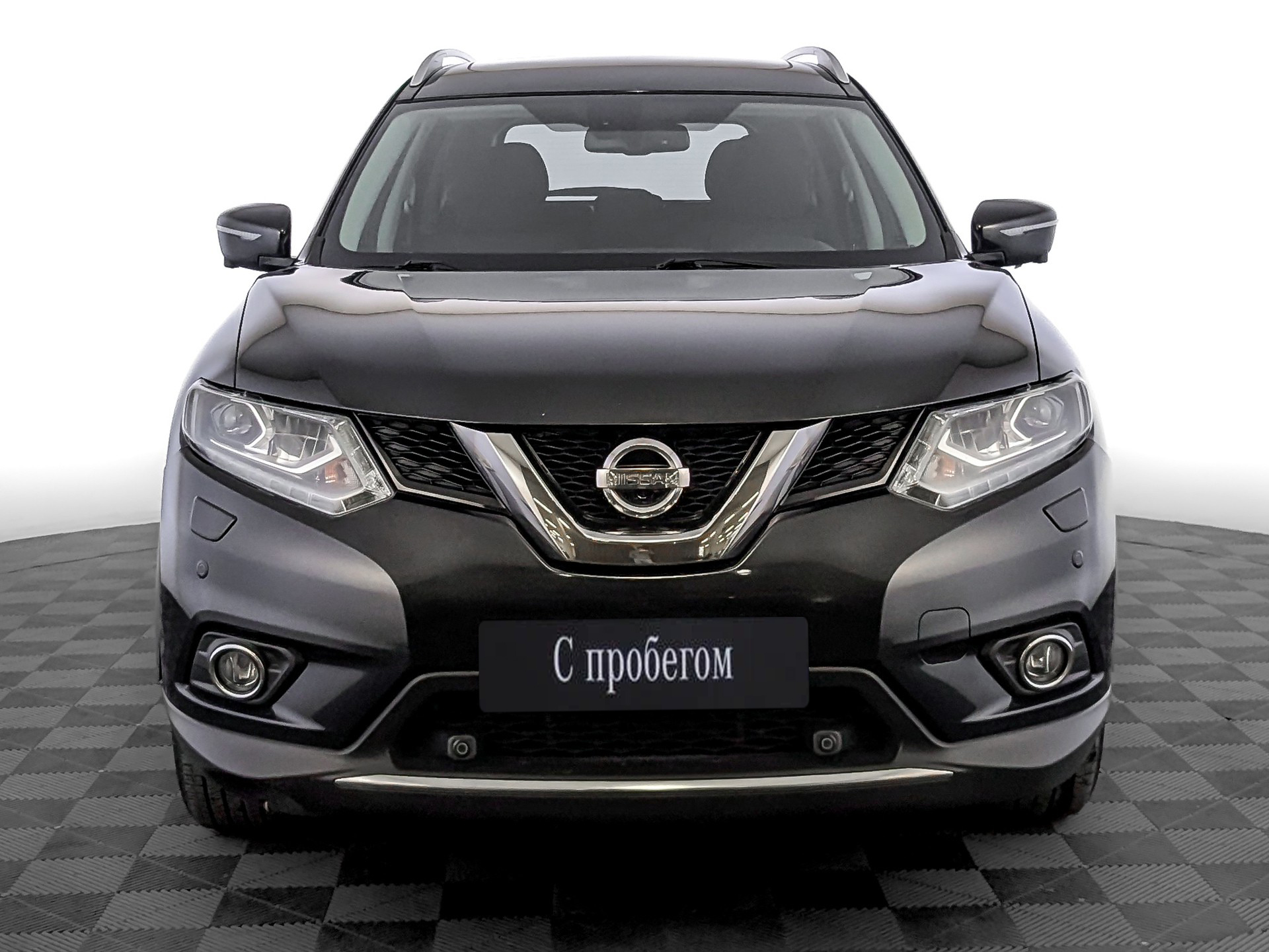 Nissan X-Trail черный, 2018, 93 700 км