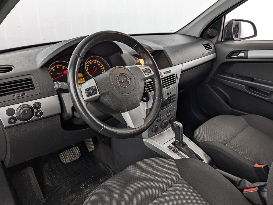 Opel Astra Синий, 2012, 204 571 км