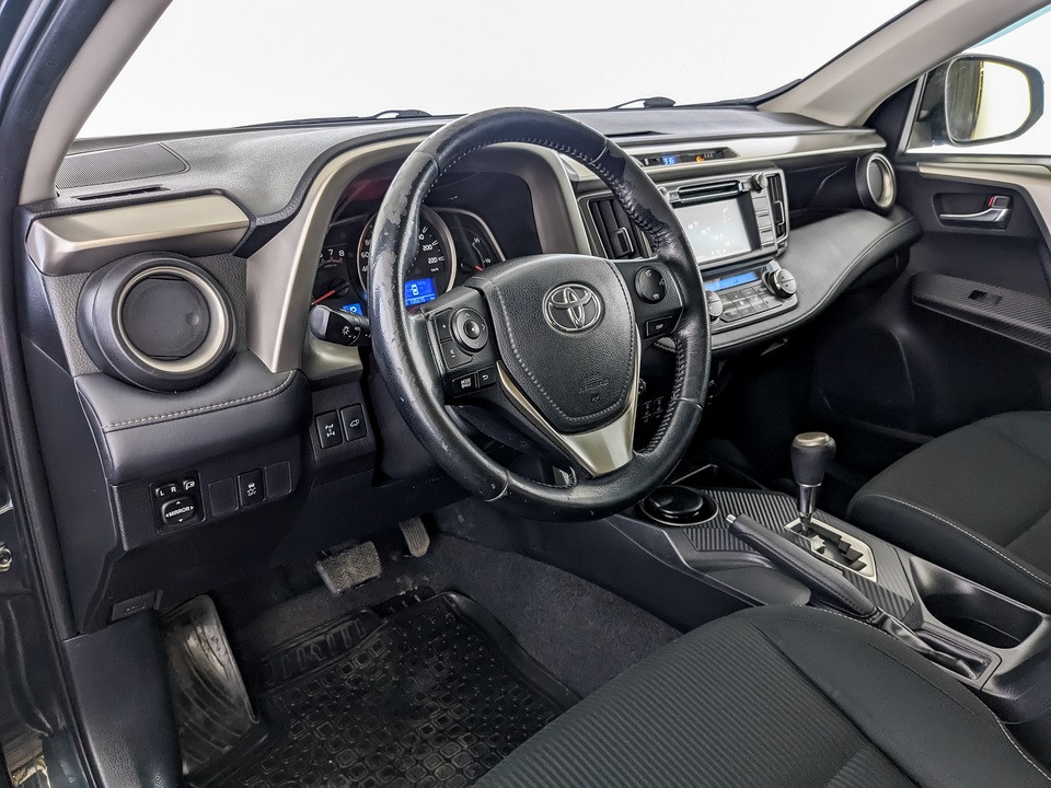 Toyota RAV4 Серый, 2015, 135 072 км