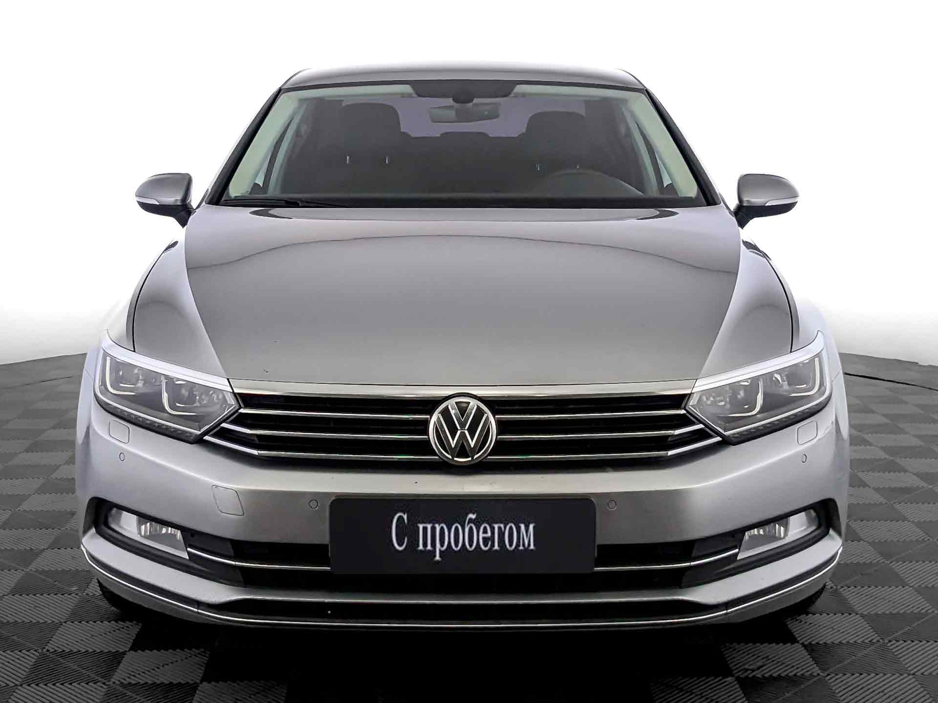 Volkswagen Passat Серый, 2018, 125 015 км