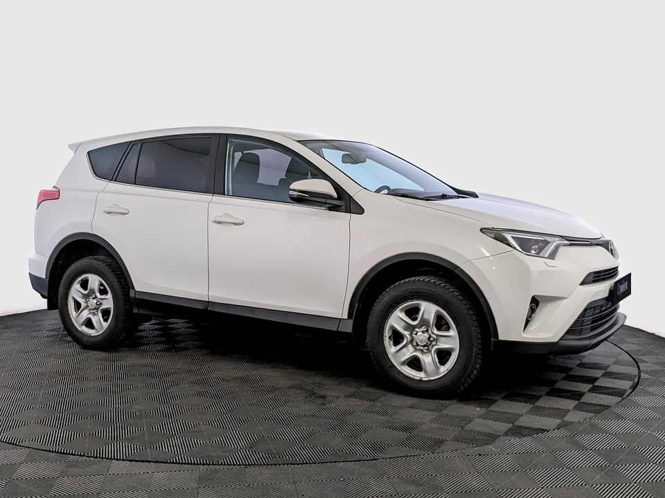 Toyota RAV4 Белый, 2018, 78 199 км